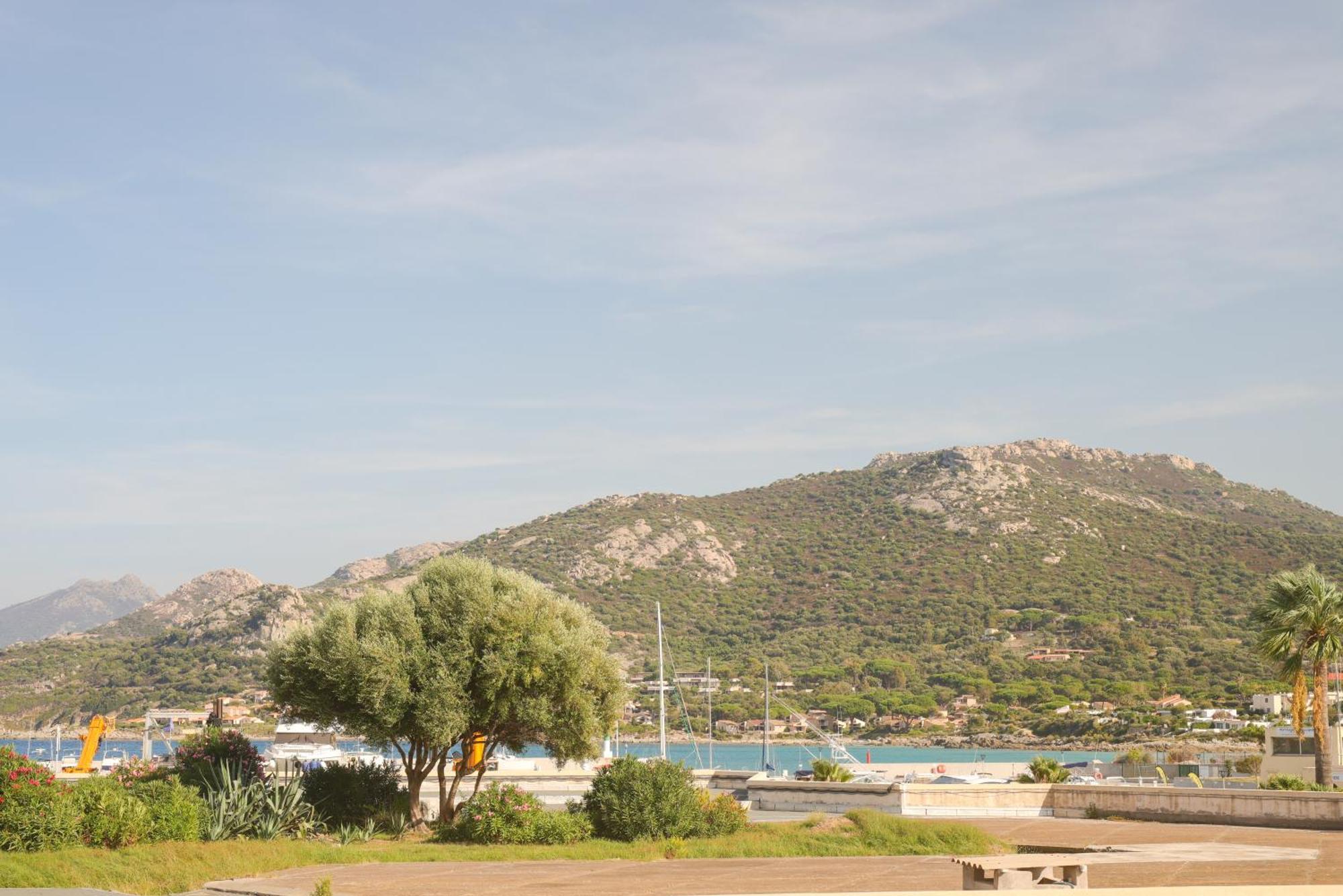 Appartement La Balagne , Bord De Mer, Grande Terrasse, Sant'Ambroggio Lumio  Exterior photo